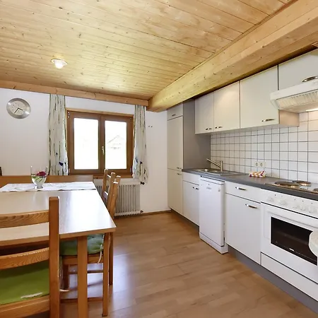 Haus Niederacher Georg Und Martha *